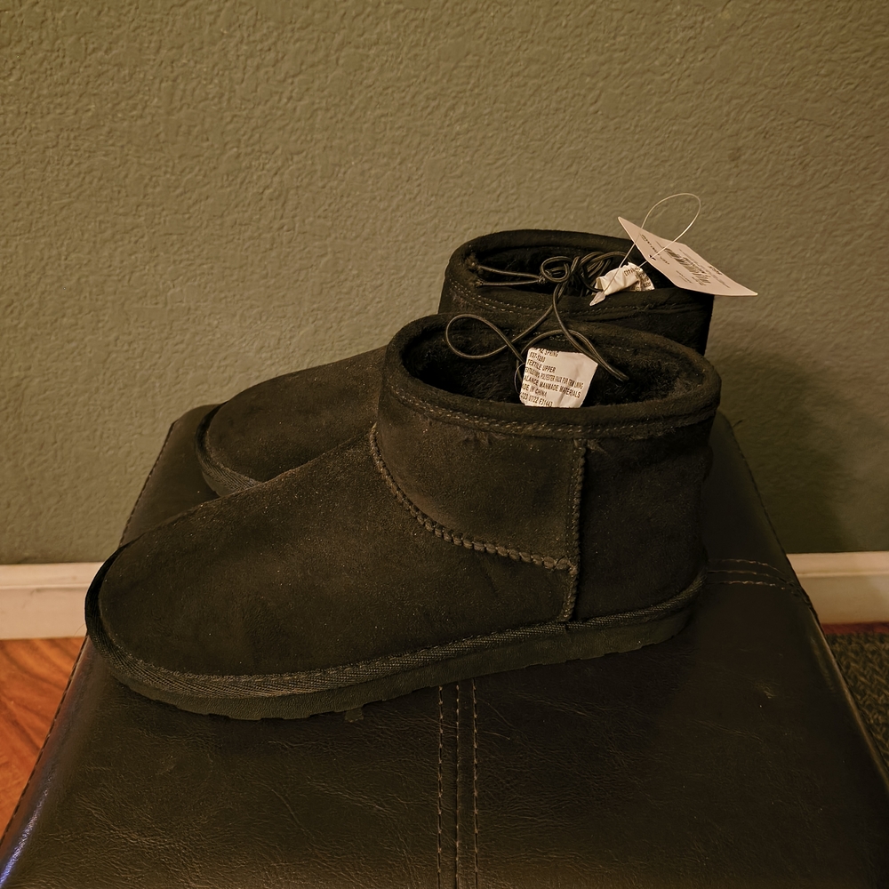 Arizona Jean Company Black Ankle Boots Memory Foam